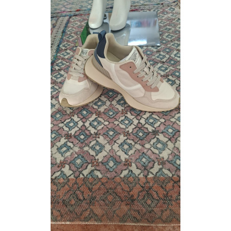 zapatilla deportiva